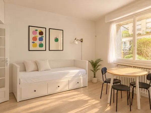 Studio meublé 17 m² vue jardin (lit convertible 2 personnes) - Paris 12e