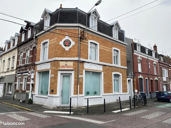Immeuble de rapport 6 pièces 130 m²