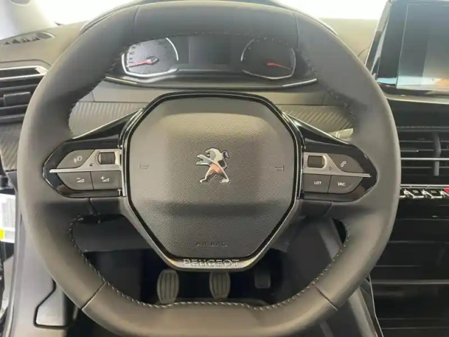 Peugeot 2008 1.2 puretech 100ch s&amp;s style — photo 11