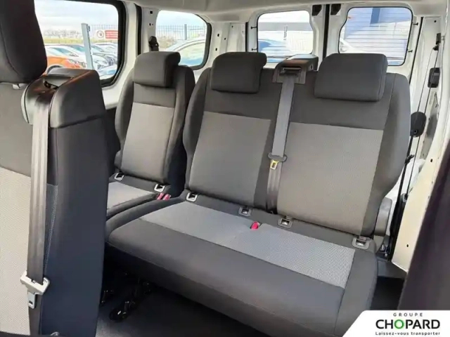 Peugeot Expert e- combi standard electrique 50 kwh 136ch — photo 53