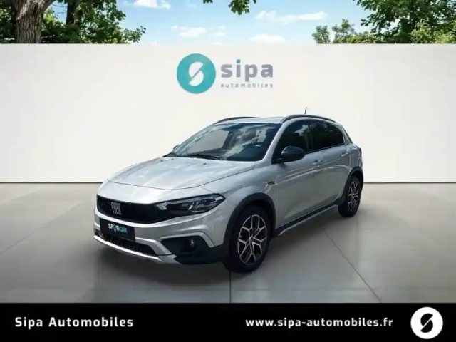 Fiat Tipo cross 5 portes 1.6 multijet 130 ch s&amp;s — photo 1