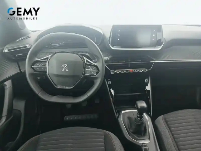 Peugeot 2008 puretech 130 s&amp;s bvm6 — photo 8