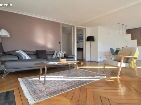 Superbe Duplex Paris 8