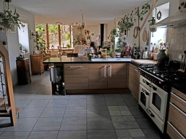 Maison 7 pièces 140 m²