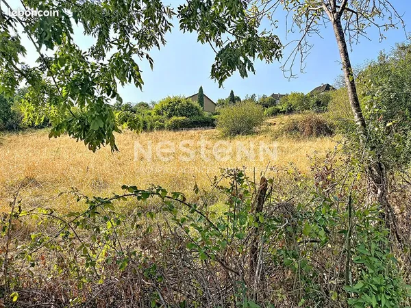 Terrain 2062 m² OBJAT