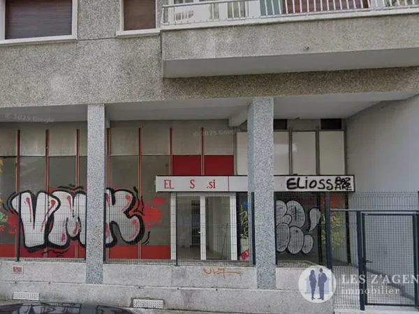 Local commercial de 53m2 Foch/Caserne de Bonne