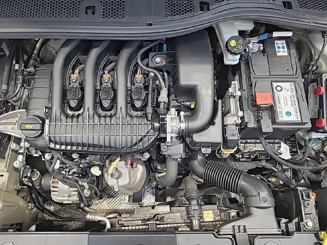 Peugeot 208 puretech 75 s&s bvm5 active — photo 15