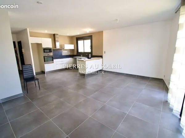 Appartement 3 pièces 82 m²
