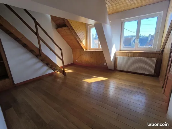 Loue appartement triplex