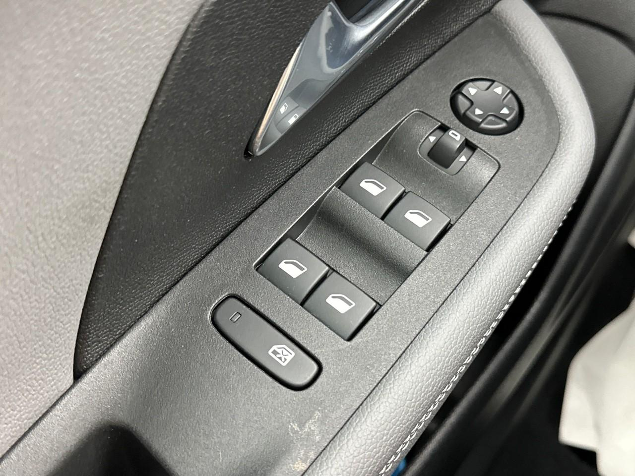 Opel Mokka electrique 136 ch & batterie 50 kwh elegance — photo 15