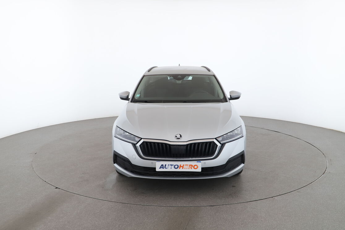 Skoda Octavia Combi 2.0 TDI Ambition DSG7 — photo 8