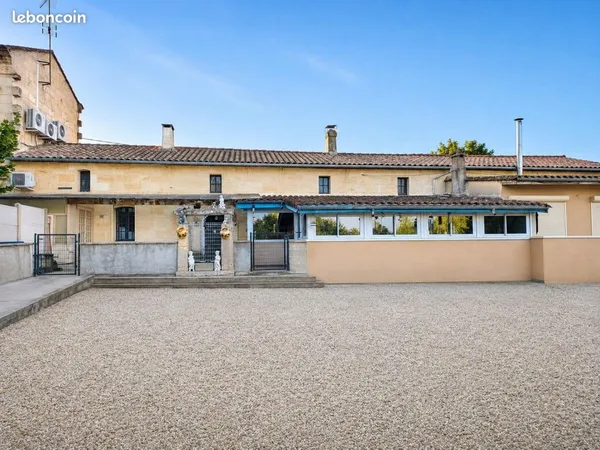 Propriété 5 pièces 115 m²