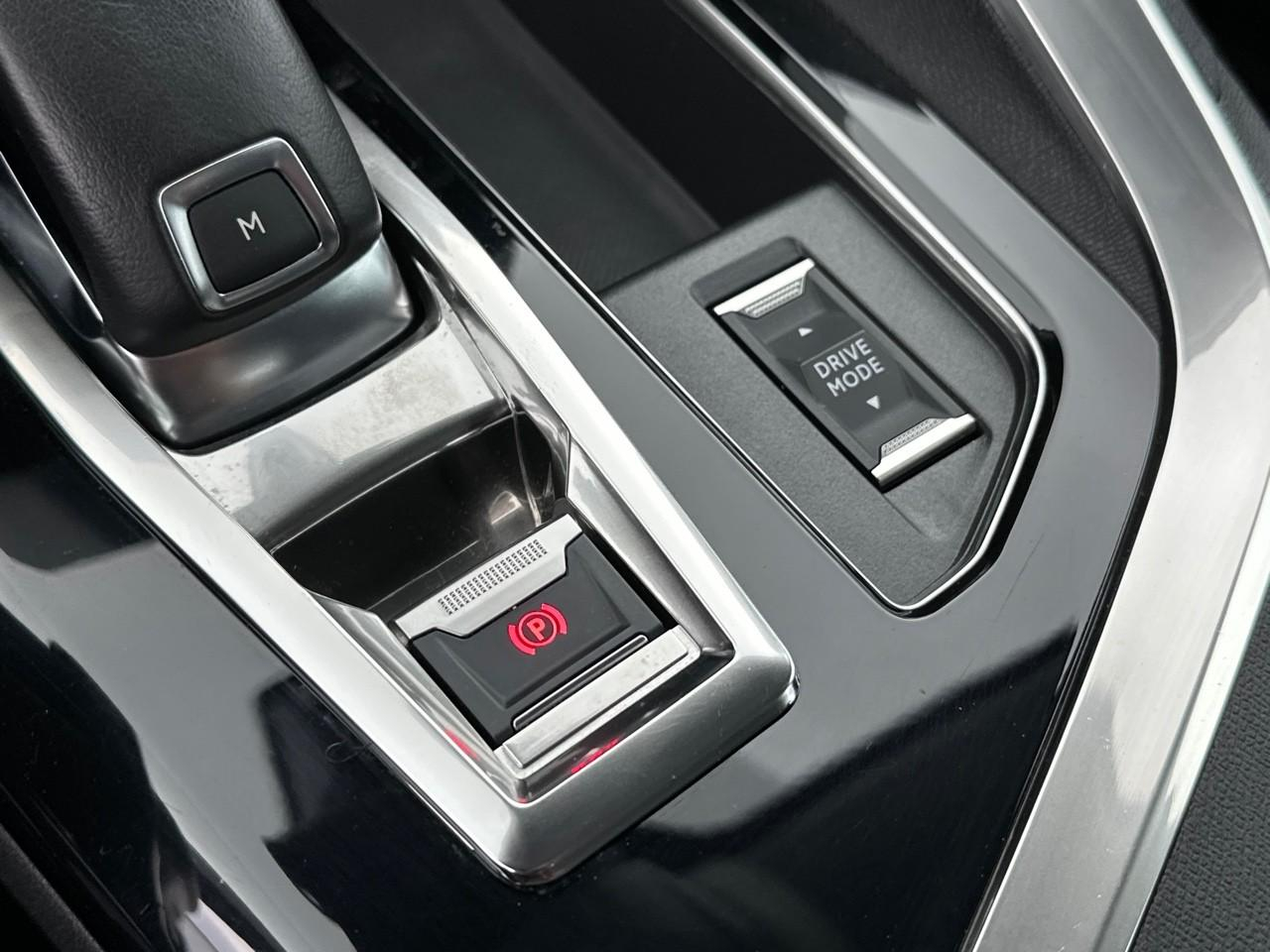 Peugeot 3008 puretech 130ch s&s eat8 active pack — photo 30