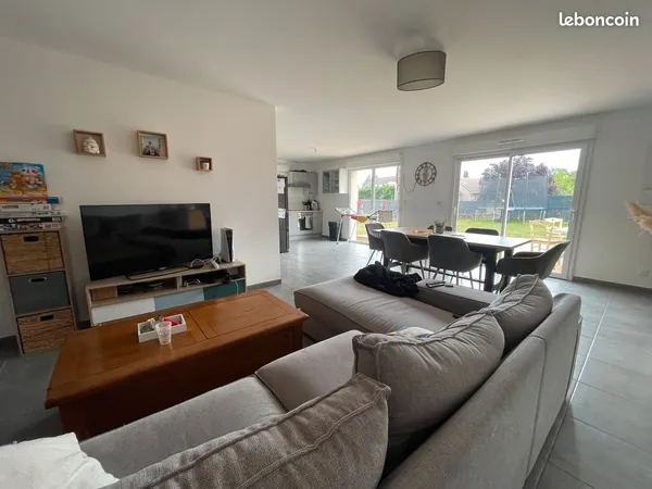 Location Estrées Saint Denis 60190