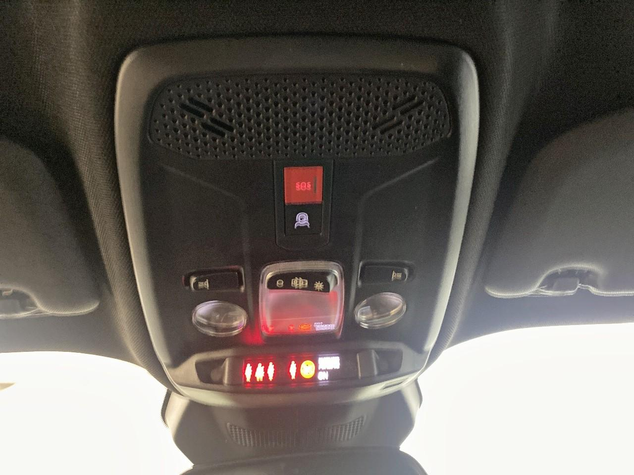 Peugeot 2008 hybrid 145 ch e-dcs6 allure — photo 19