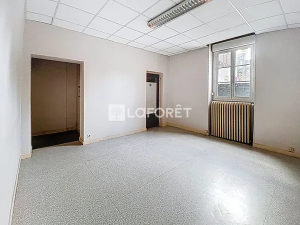 Bureaux 93 m²