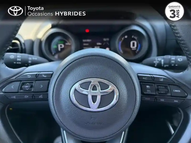 Toyota Yaris 116h design 5p my21 — photo 13