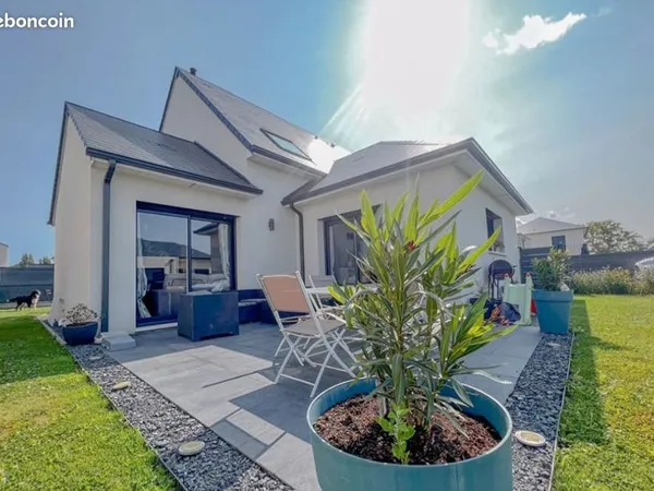 Maison T5 avec jardin et garage — Anisy