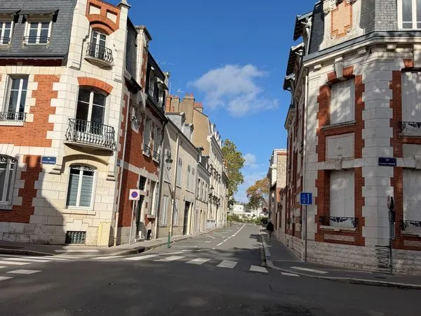 Bureaux 580 m² Orléans