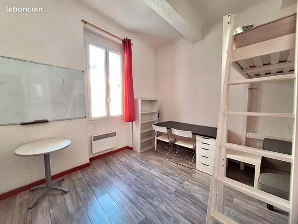 Studio 1 pièce 20 m²