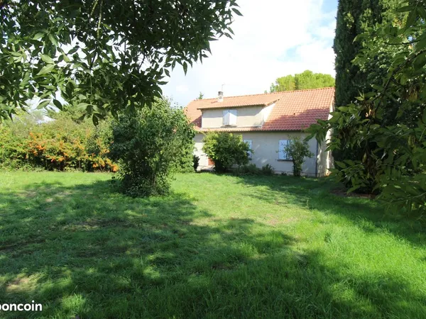 Maison 8 pièces 164 m²