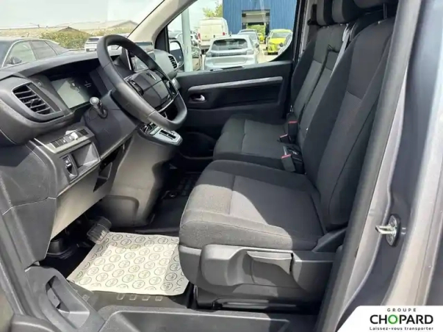 Peugeot Expert fgn xl diesel 180 ch automatique — photo 18