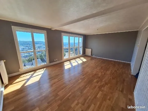 Vend Appartement T4