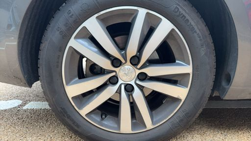 Peugeot 308 SW 1.2 PureTech 130 - Allure – 2019 – 57646 km – Essence – Boîte Manuelle — photo 30