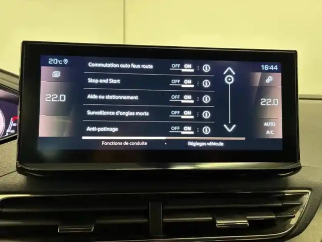 Peugeot 3008 1.2 puretech 130ch s&amp;s gt eat8 — photo 15