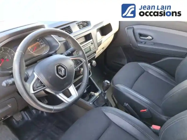 Renault Express Van blue dci 95 — photo 11