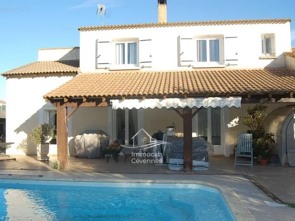 Maison 6 pièces 150 m²