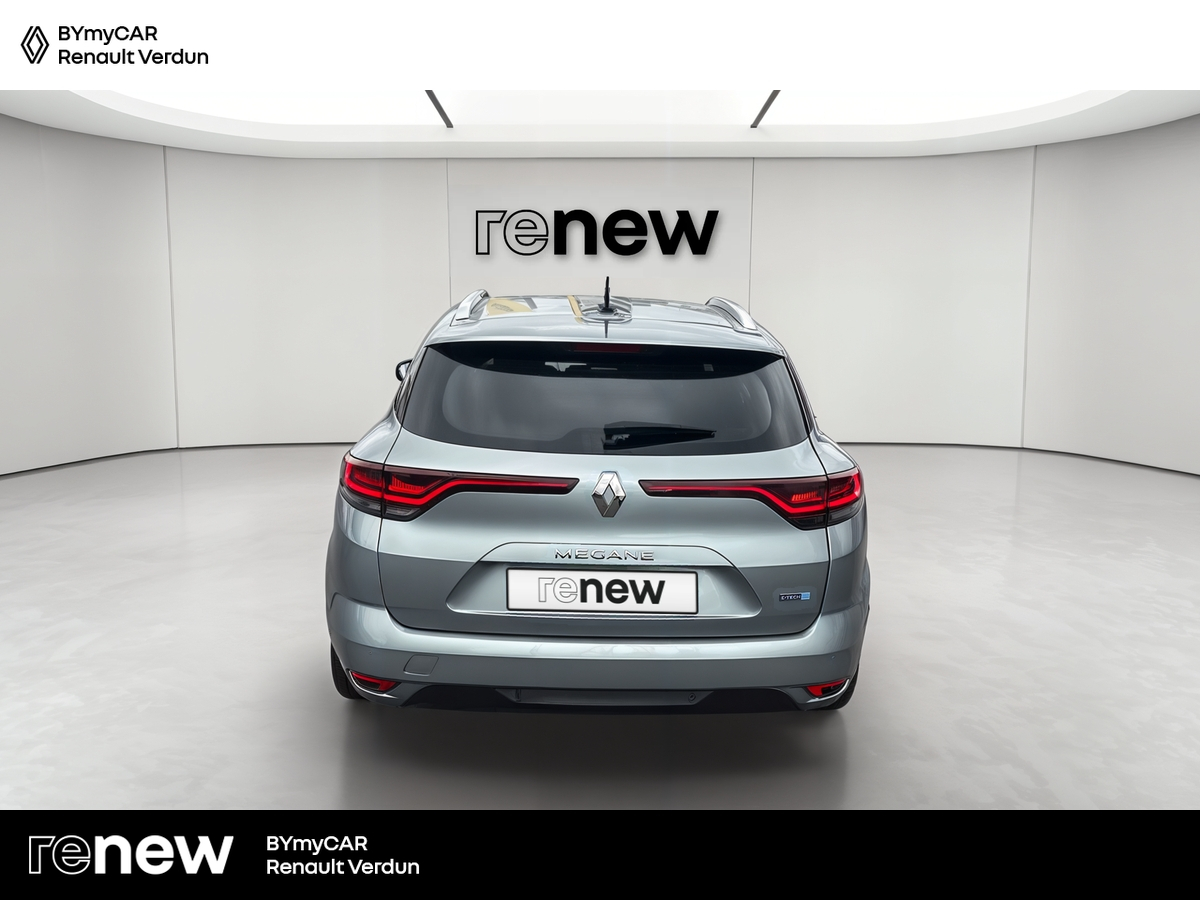 Renault Mégane IV Estate E-TECH Plug-In Hybride 160 — photo 4