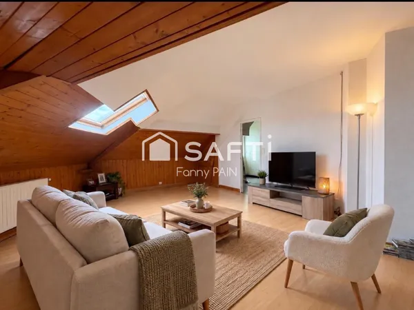Appartement 3 pièces - Dernier étage avec parking