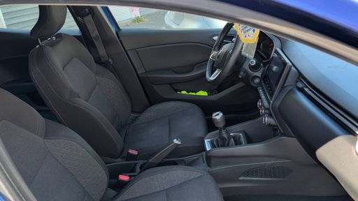 Renault Clio 1.0 TCe 100 - Zen – 2019 – 103769 km – Essence – Boîte Manuelle — photo 23