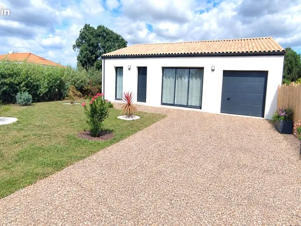 Maison - 4 pièces - 92 m² - Entièrement meublée et équipée
