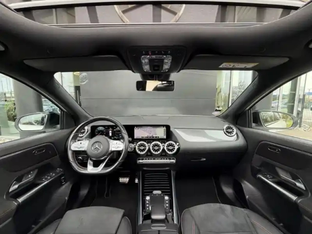 Mercedes Gla 250 e amg line — photo 24