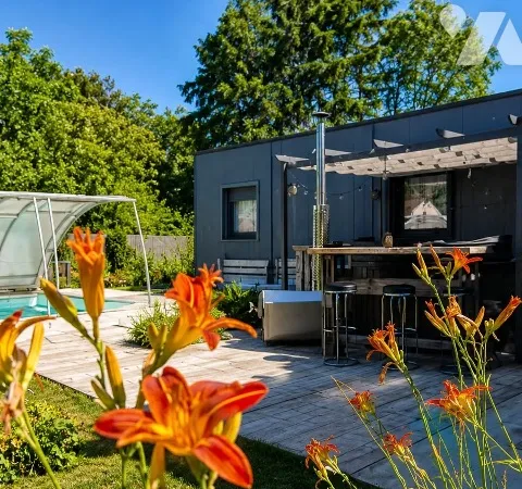 Maison 15 pièces 300 m²