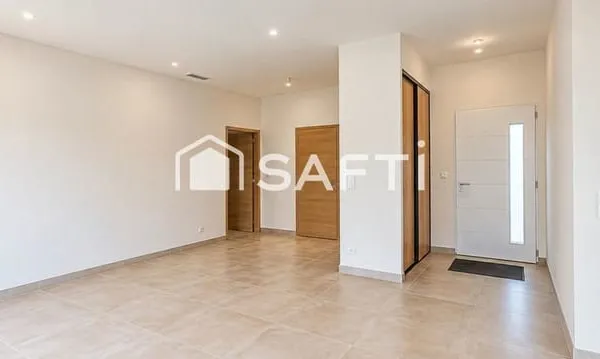 Villa plain-pied récente 103m2, piscininable