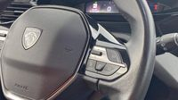 Peugeot 308 1.2 PureTech 130ch S&S Allure Pack — photo 16