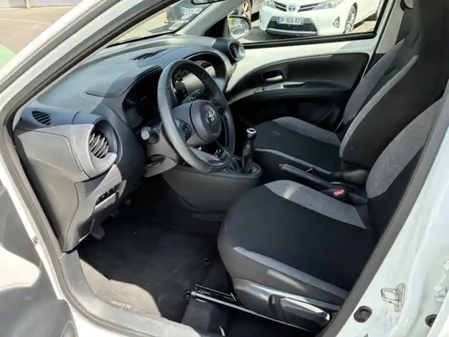 Toyota Aygo 1.0 vvt-i 72 dynamic — photo 13