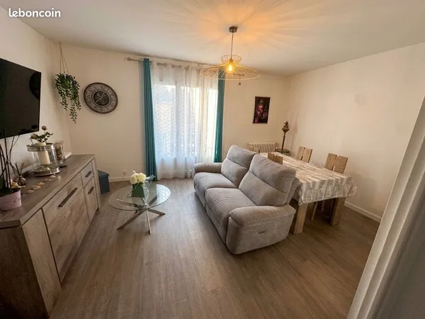à vendre - bel appartement 2 pièces avec balcon et cave - pontoise
