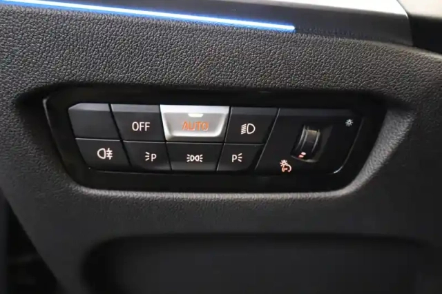 Bmw Serie 3 320d 190 ch bva8 — photo 12