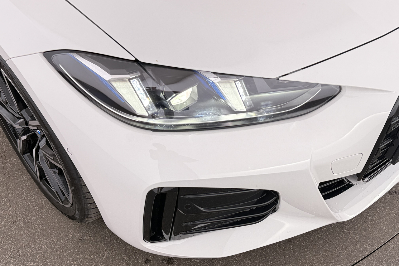 BMW I4 — photo 11