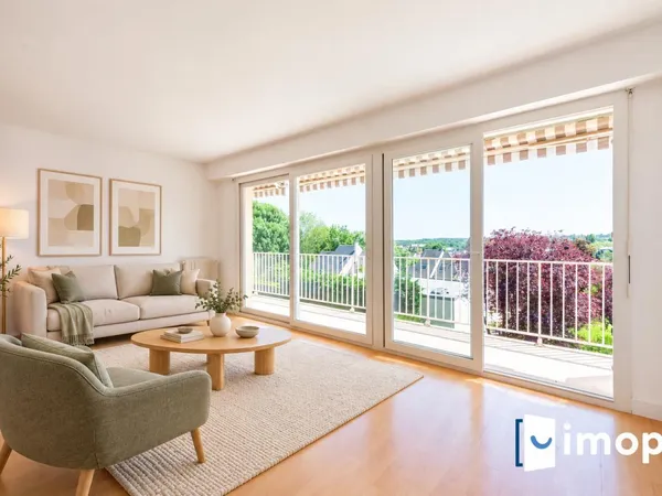 Saint-Cloud, quartier Le Panorama : spacieux 5 pièces traversant avec balcon et parking