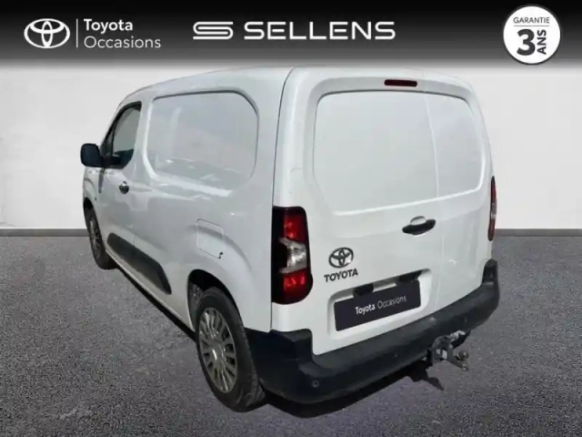 Toyota Proace city medium 100 d-4d dynamic mc23 — photo 2