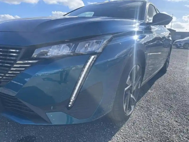 Peugeot 308 hybrid 145 e-dcs6 allure — photo 14