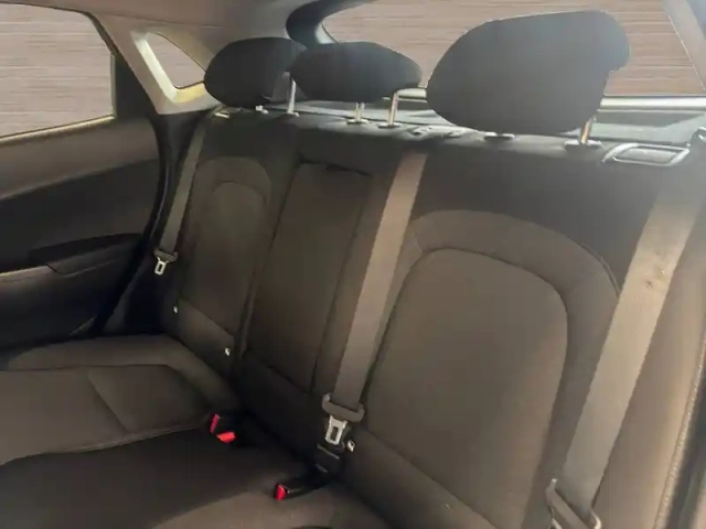 Hyundai Kona electrique 64 kwh - 204 ch — photo 9