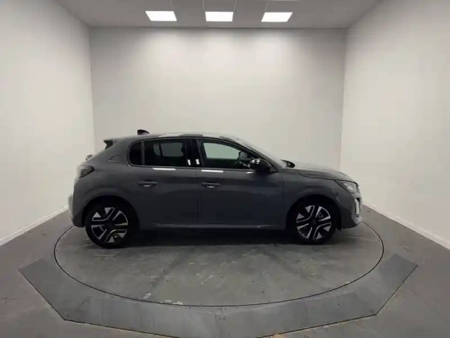 Peugeot 208 100 s&amp;s bvm6 — photo 42