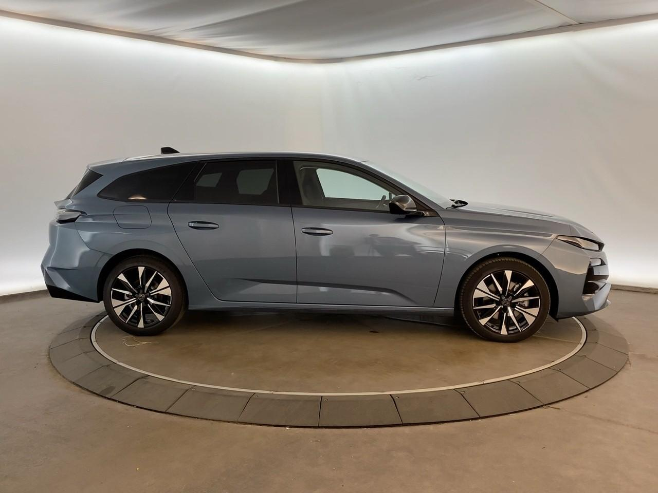 Peugeot 308 sw bluehdi 130ch s&s eat8 allure — photo 4