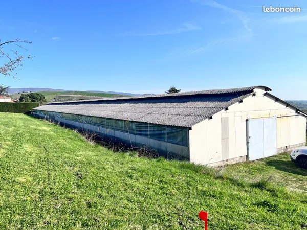 Bâtiment de location d'emplacement hivernage